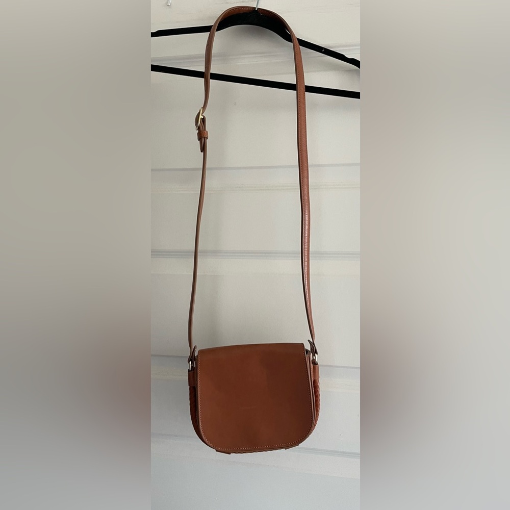 Jenni Kayne Small Leather Saddle Bag - Picture 2 of 13